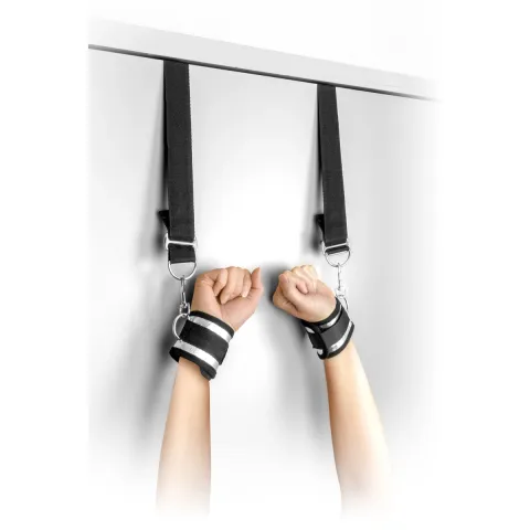 Наручники-фиксаторы для двери — Fetish Tentation Door Hanging Handcuffs