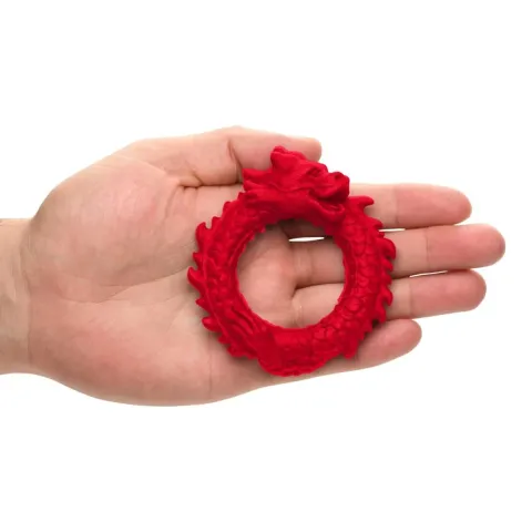 Эрекционное кольцо «Дракон» Creature Cocks Rise of the Dragon Silicone Penis Ring – Red, диаметр 4 см