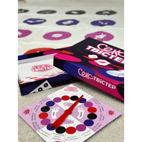 Игра — «Секс-Твистер»