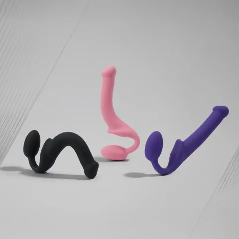Страпон без ремней Strap-On-Me Rose S, полностью регулируемый, диаметр 2,7 см