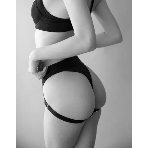 Трусы-стринги для страпона Strap-On-Me HEROINE HARNESS — L