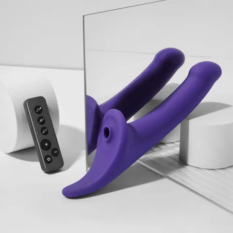 Вибронасадка для страпона с вакуумной стимуляцией Strap-On-Me Multi Orgasm Dildo M Purple