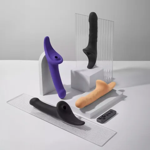 Вибронасадка для страпона с вакуумной стимуляцией Strap-On-Me Multi Orgasm Realistic Dildo XL Black