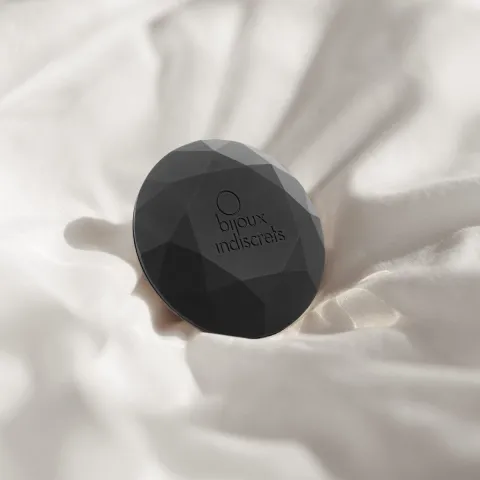 Вібромасажер діамант Bijoux Indiscrets - Twenty One Black, стильний аксесуар для дамської сумочки